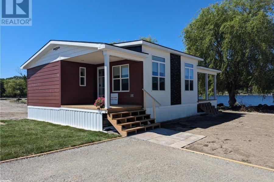 Exterior of Beckwith cottage model at Wye Cottages in Midland Ontario